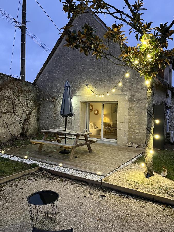 Nuits De Loire -Entre Blois Et Chambord Bed & Breakfast Vineuil  Exterior photo